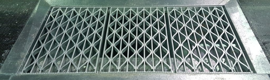 One of the fitted weaved grates.